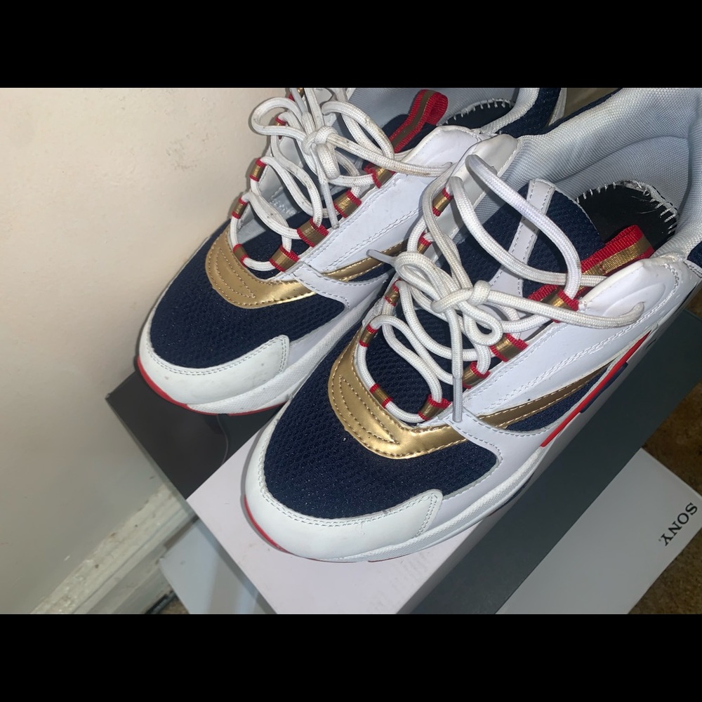 Christian Dior Sneakers - Picture 4 of 7